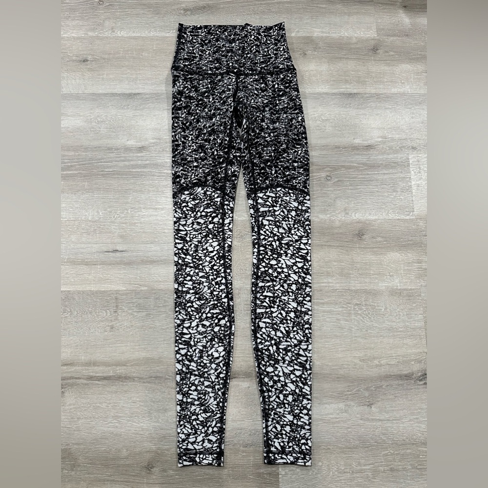 M29 Lululemon Wunder Under Pant Legging Hi-Rise Ice Breaker White Black Size 2